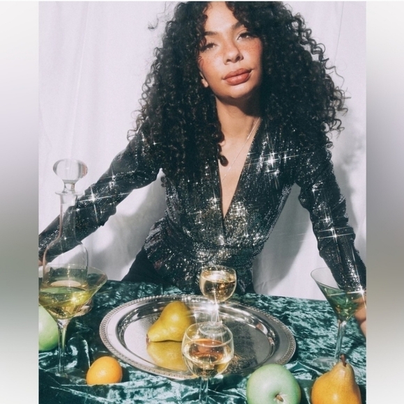 New BA&SH Mae Sequin Top Long Sleeve V Neck Peplum Party Sparkle Noir Black XS - Picture 6 of 17